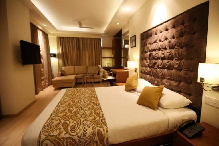 Riverview Hotel
