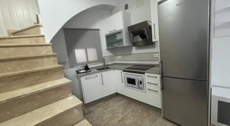 Apartment with patio — photo 3
