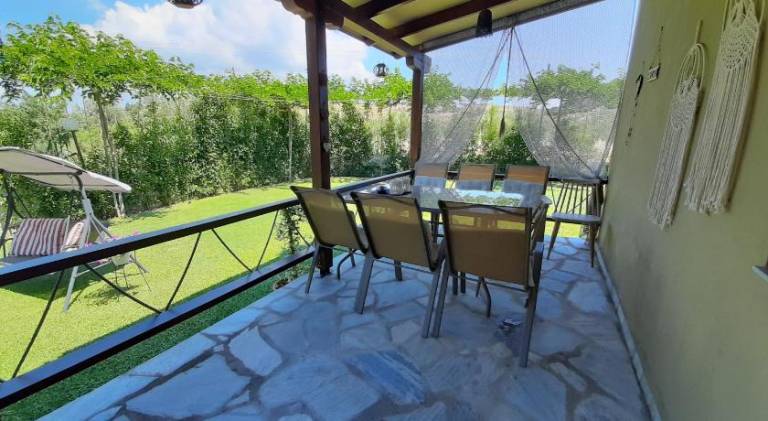 House with barbecue, terrace & garden — photo 3