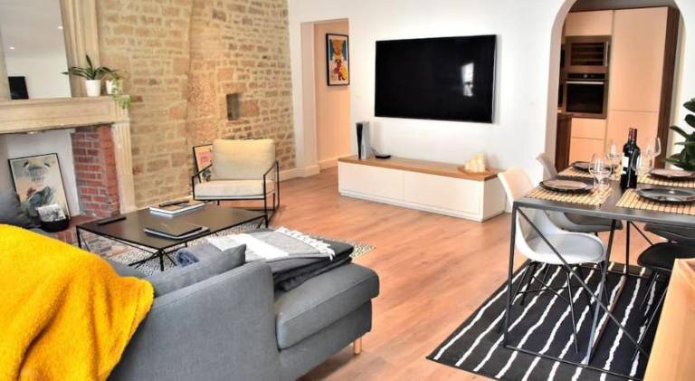 Hyper Centre - Elegant Appartement au Pied des Restaurants et Boutiques in Caen