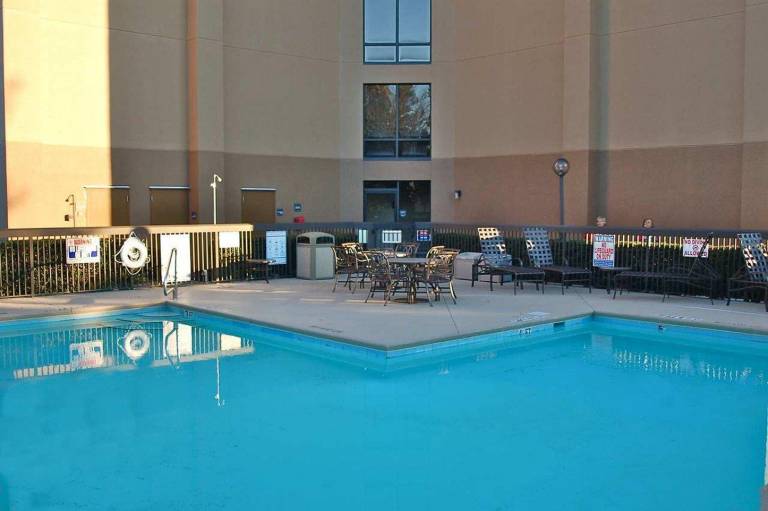 Hampton Inn Raleigh/Cary — photo 4