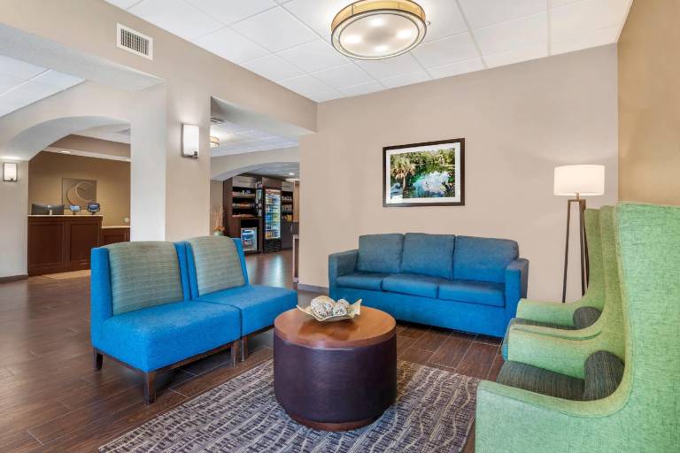 Comfort Inn & Suites Wildwood - The Villages — photo 4