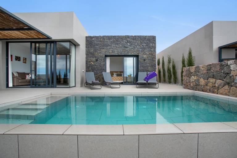 Holiday Villa 'Yucas 13' with Sea Views, Wi-Fi, and Air Conditioning — photo 2