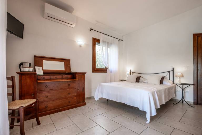 Apartment 'Agriturismo Vallerana Il Noce' with Private Terrace, Wi-Fi and Air Conditioning — photo 4