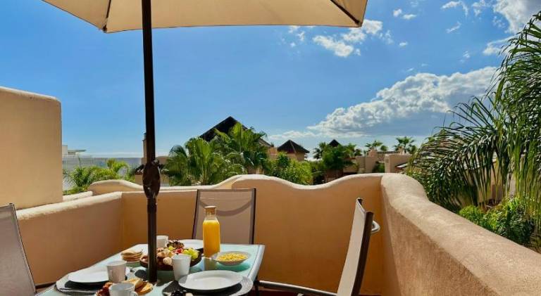 Fully equipped nice house with private pool, yard & patio | Good for workation | Pets allowed — photo 5