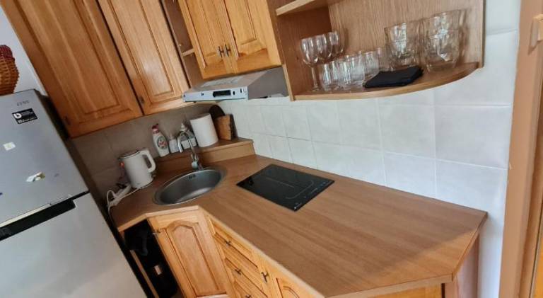 Apartment with 2 rooms for 6 persons — photo 4