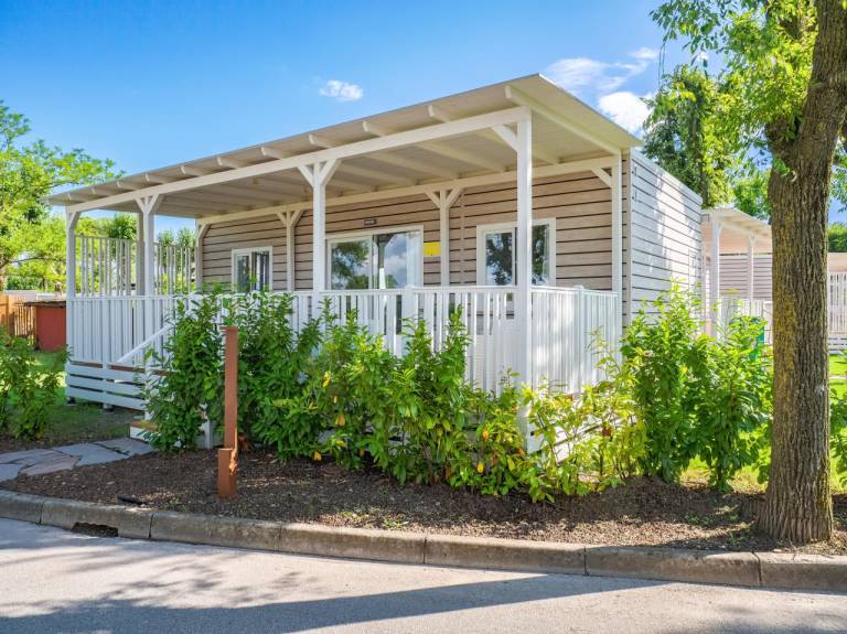 Lovely house with patio & pool | Next to the beach | Pets are welcome — photo 2