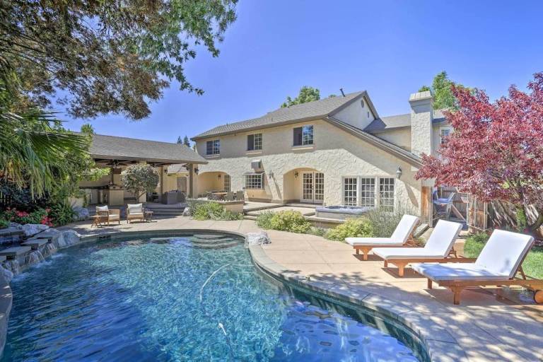 House  Shasta Lake