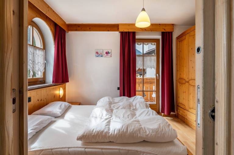 Apartment 'Sassolungo' with Mountain View, Balcony and Wi-Fi — photo 4