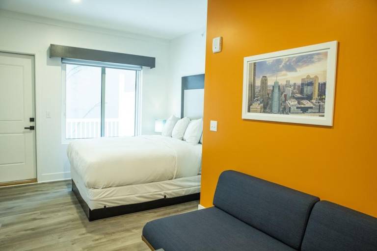 Peachtree Suites - Jersey City — photo 2