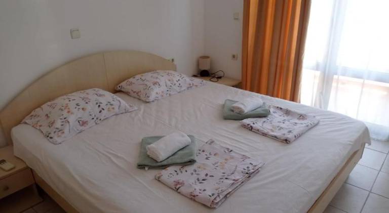 Holiday apartment with patio | Beach nearby | Pets allowed — photo 2
