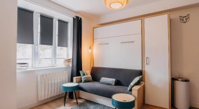 Apartment with 1 room for 2 persons in Malakoff