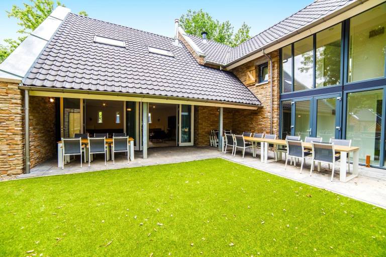 Villa  Dousberg-Hazendans
