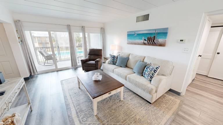 Sea Palm 1D is a 2 BR 1 Bath that is pet friendly and sleeps 6 — photo 2