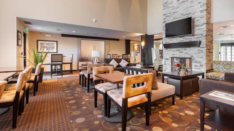Staybridge Suites Chihuahua By IHG — photo 2