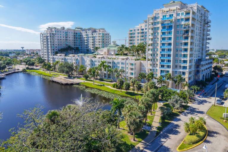 314S Nautical Beach Suite - 2 Beds!, Pools, Jacuzzi, Beach, Shops & Dog Friendly — photo 3