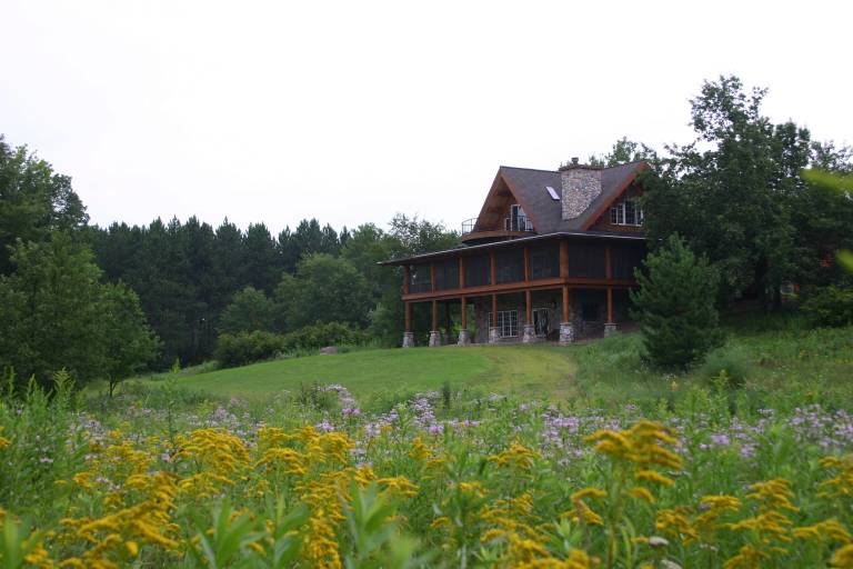 Cabin Bruce