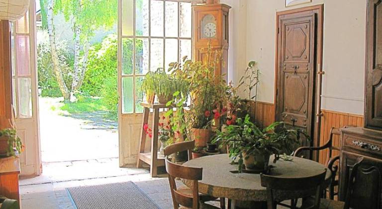 Beautiful rental apartment with garden | Dogs allowed — photo 2