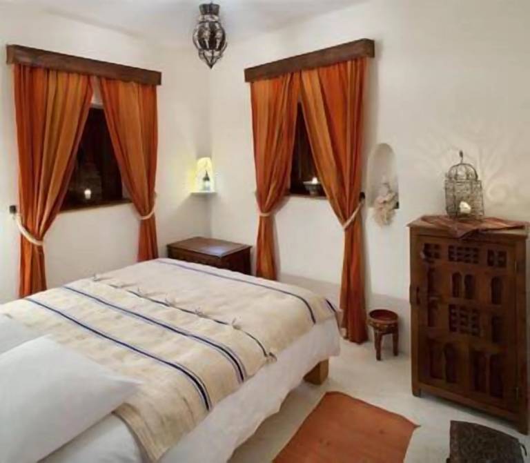 Bed and breakfast  Bhalil