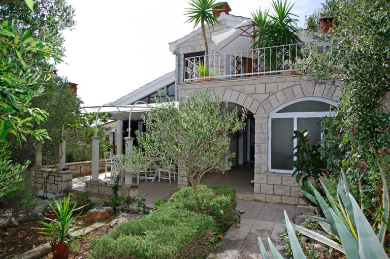 Fully equipped pleasant house with garden, BBQ & patio | Pets are welcome — photo 5