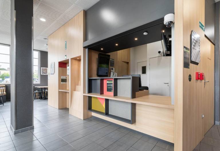 B&B HOTEL Lille Roubaix Campus Gare — photo 3