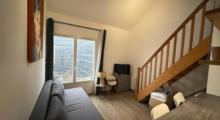 Holiday apartment | Suitable for remote work in Vanves