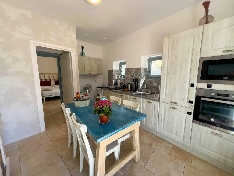 Child-friendly pleasant vacation home with private pool, BBQ & patio | Pet-friendly — photo 5