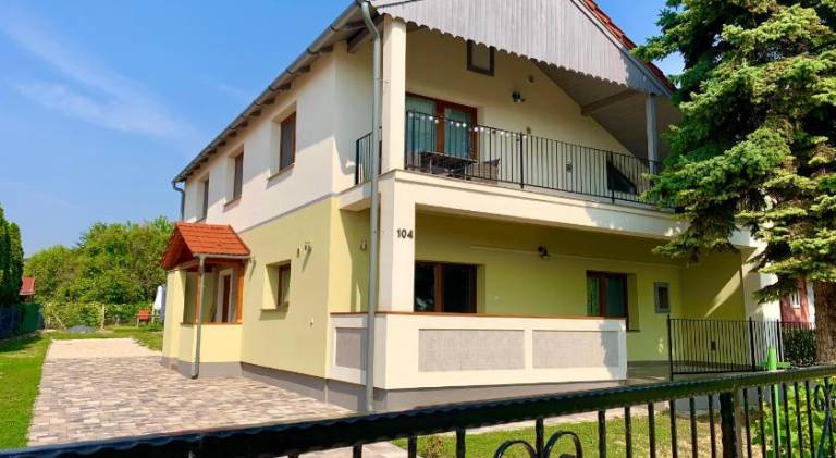 Ferienwohnung Balatonalmádi