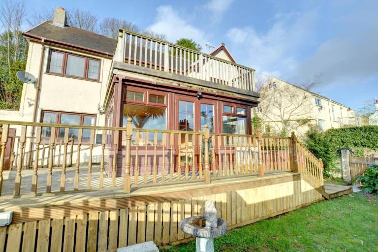 Family-oriented cottage with yard | Next to the beach | Dogs allowed — photo 3