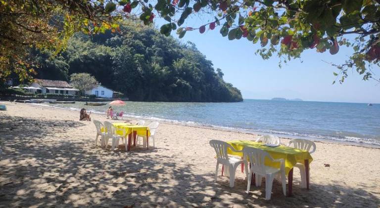 Pousada Dadiva Encanto da Orquidea a passos da praia do Pontal c ar e frigobar — photo 2