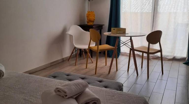 Rental apartment with patio in Castellammare del Golfo