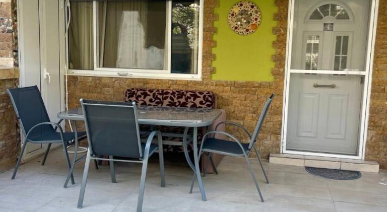 Holiday apartment with barbecue & terrace — photo 4
