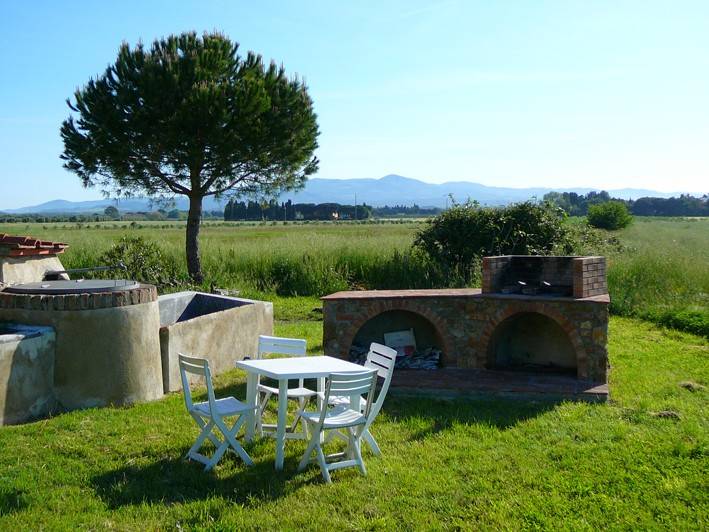 Rental apartment with private pool & garden — photo 3