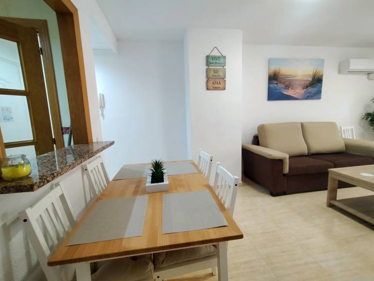 Rental apartment with pool & patio | Sea view — photo 4