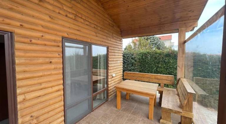 Villa with 2 rooms for 5 persons — photo 3