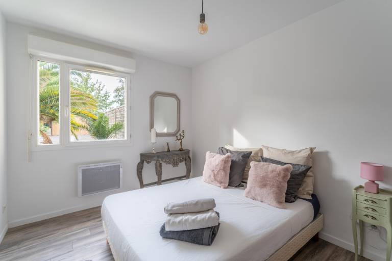 Apartment 'Un Temps Pour Soi' with Private Terrace, Private Garden and Wi-Fi — photo 5