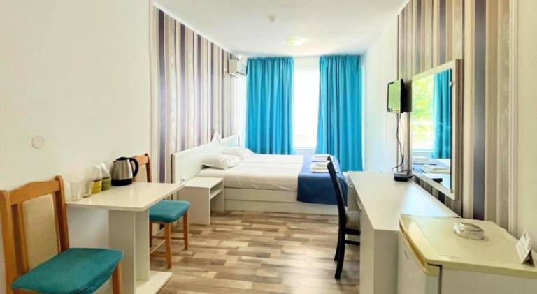 Serviced apartment with terrace & garden in Sunny beach