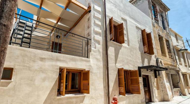 Apartment with patio | Good for workation — photo 4