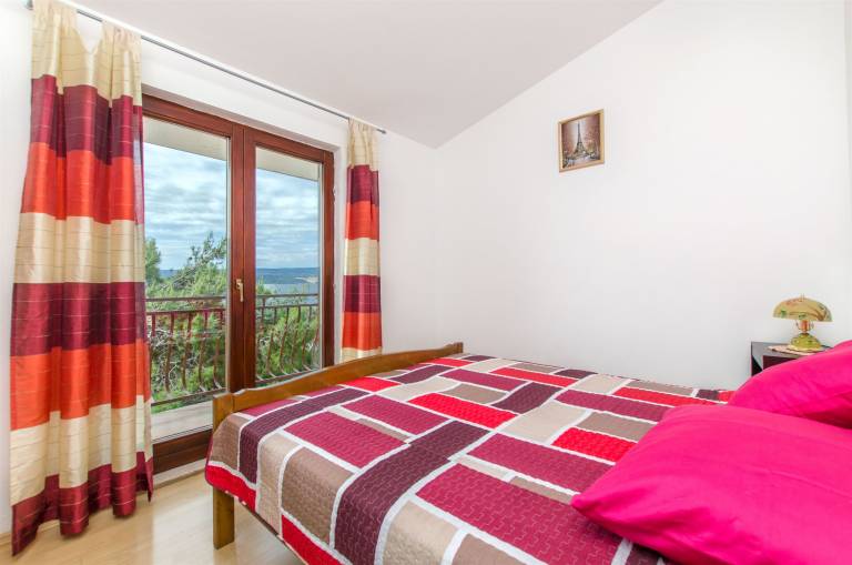 Apartment with garden, grill & terrace | Sea view | Pet-friendly — photo 2