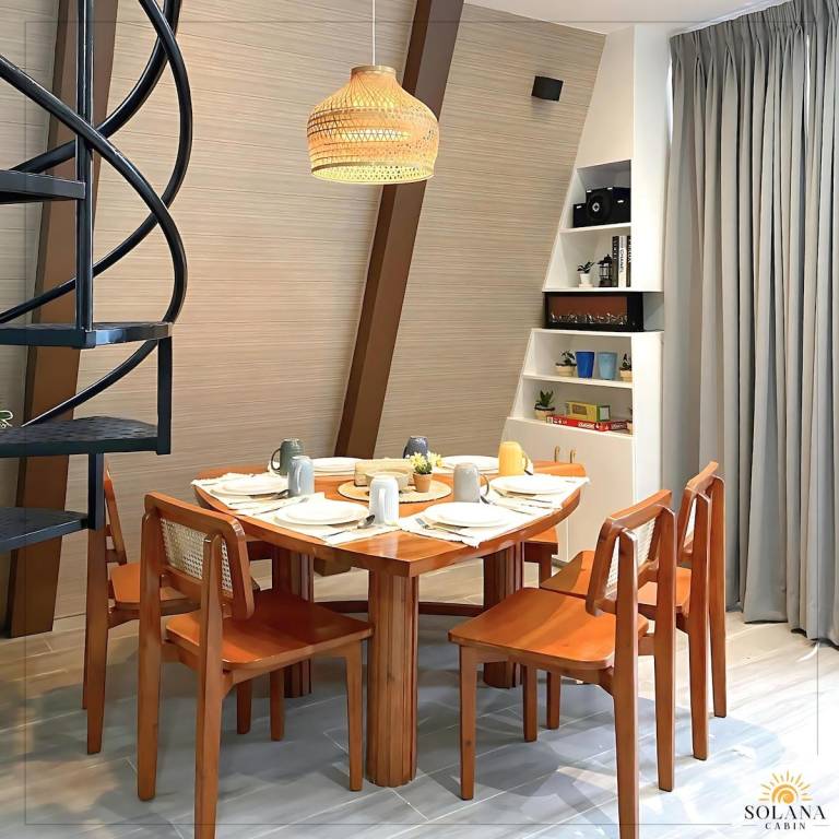 Vacation home with barbeque & pool | Pet-friendly — photo 4
