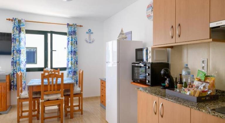 Holiday apartment with terrace — photo 3
