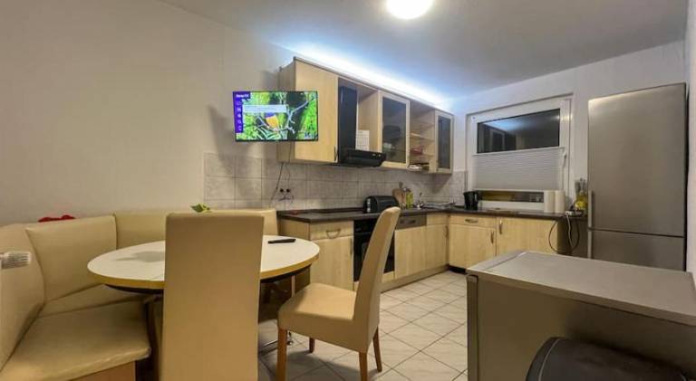 Rental apartment with 3 rooms for 8 persons — photo 3