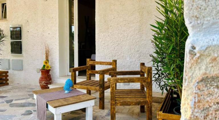 House with grill & garden | Suitable for remote work | Pets allowed — photo 3