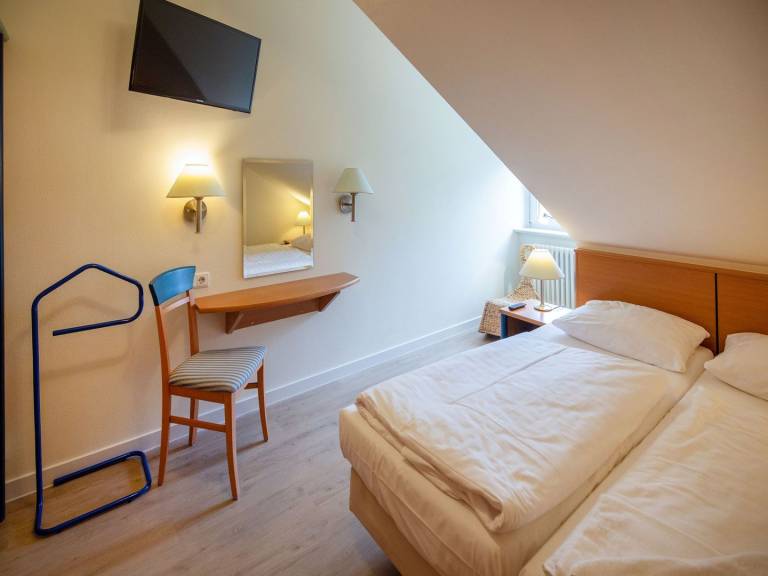 Komfort Ferienwohnung mit 1 Schlafzimmer und Balkon im Dachgeschoss — photo 4