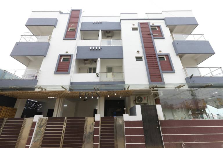 Hotel O Eben Service Apartment