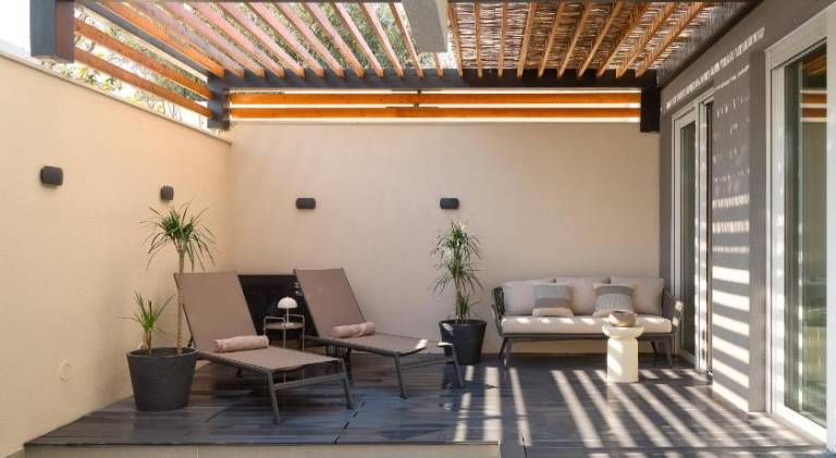 Luxury Apartment with Private heated pool - Znjan Beach ANGALA — photo 4