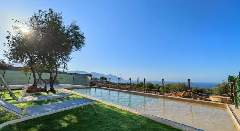 House with pool | Dogs allowed — photo 5