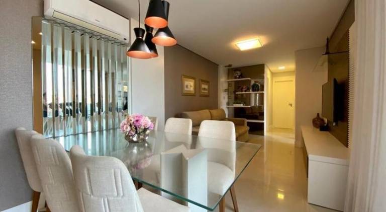 Holiday apartment with pool in Bombinhas
