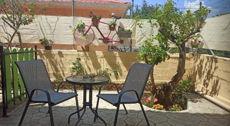 Apartment with patio & yard | Pet-friendly in Kefalonia