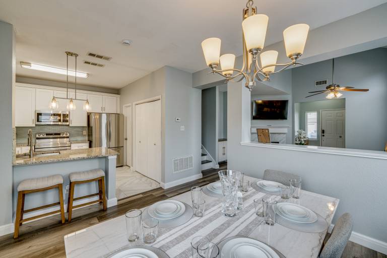 Pet Friendly! Renovated Arlington Home Near AT&T — photo 2